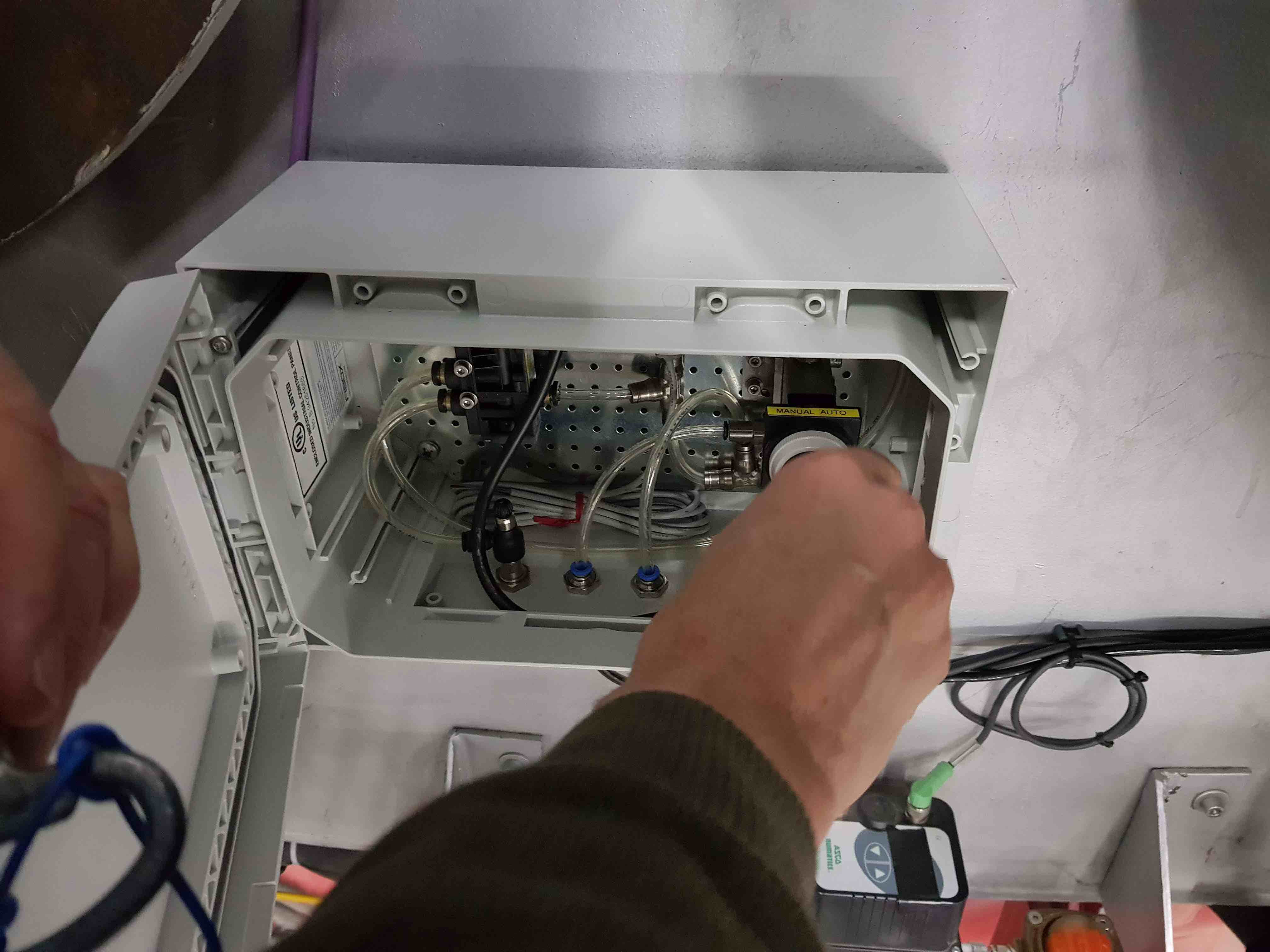 _images/brake_box3.jpg